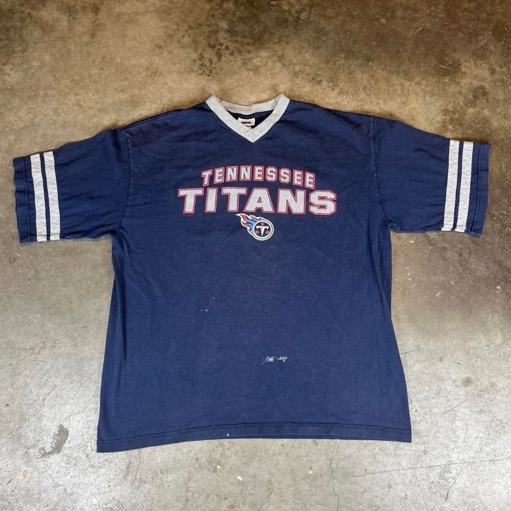 Vintage 2001 Tennessee Titans NFL T-Shirt Navy Blue V-Neck Mens XL CSA